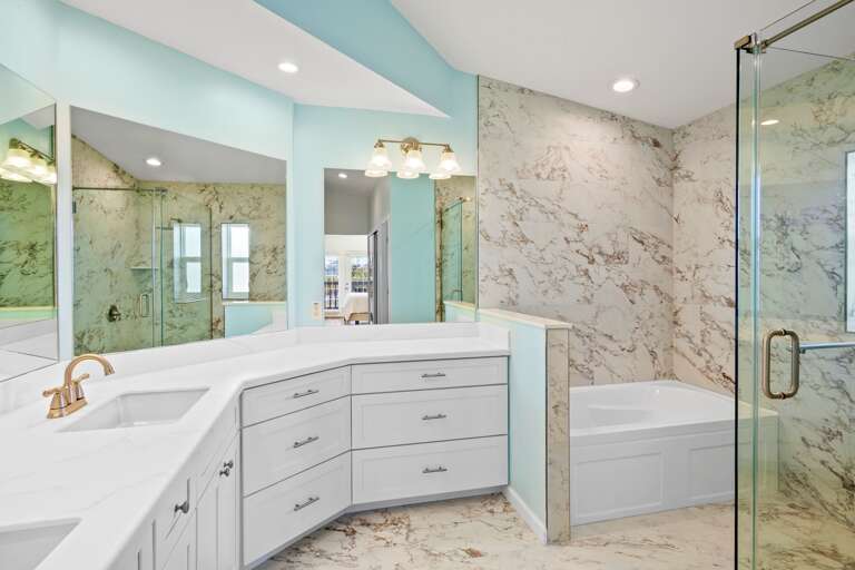 Primary Bathroom, Ensuite