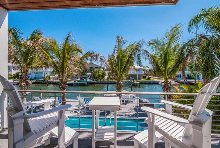 Balcony, Pool/Canal View