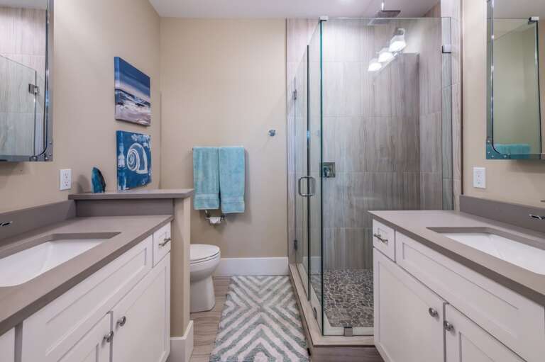 Second Bathroom, Ensuite