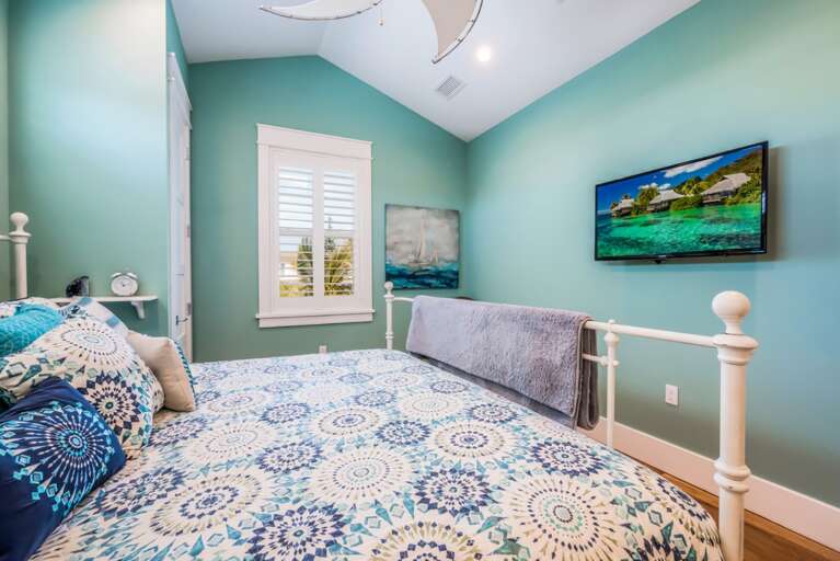 Second Bedroom, King