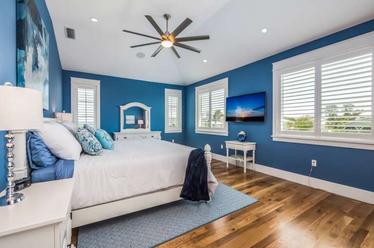 Primary Bedroom, King