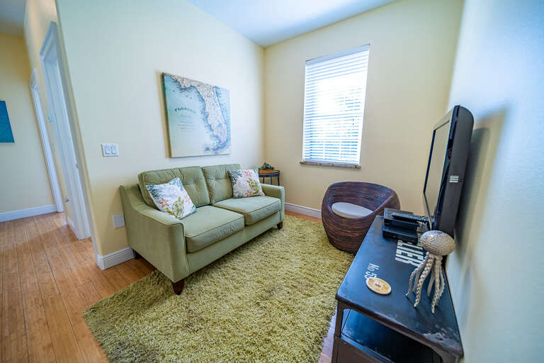 Sitting Area - Third Floor