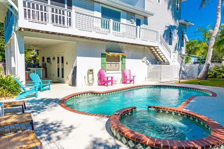 Private Pool (Heated Seasonally)