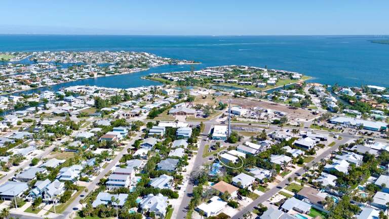 Aerial view of the home and surroundings