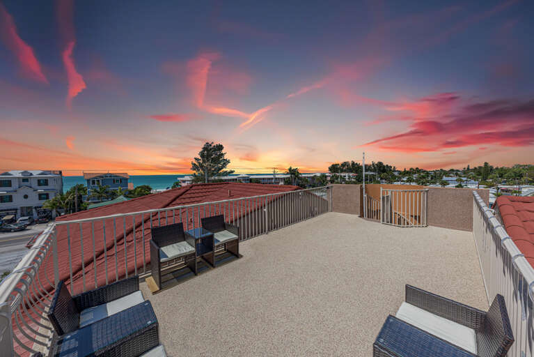 Roof Top Deck - with beach views