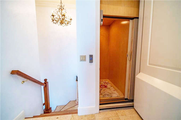 Elevator