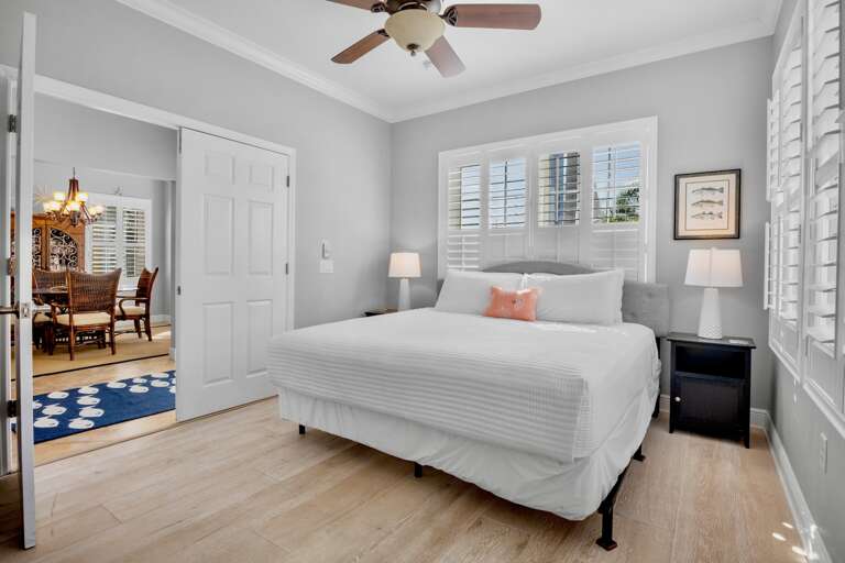 Second Bedroom, King bed