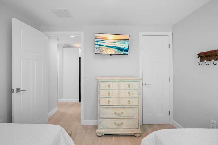 Third Bedroom B, Two Twin beds