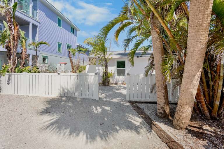 Entrance of Sugar Plum Beach