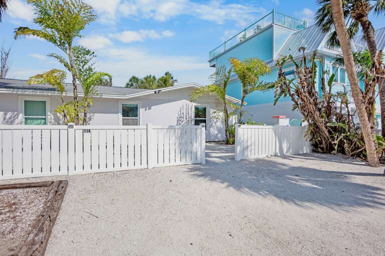 Sugar Plum Beach East by Anna Maria Vacations