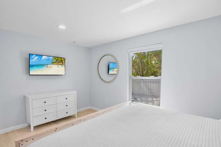 Second Bedroom - King