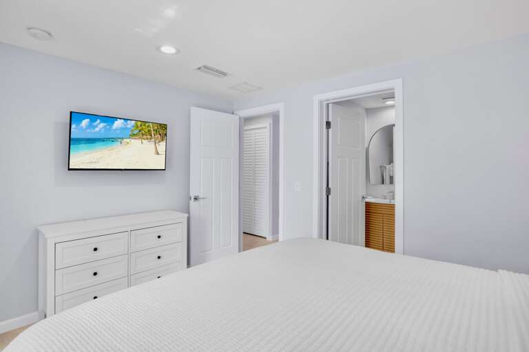 Primary Bedroom - King
