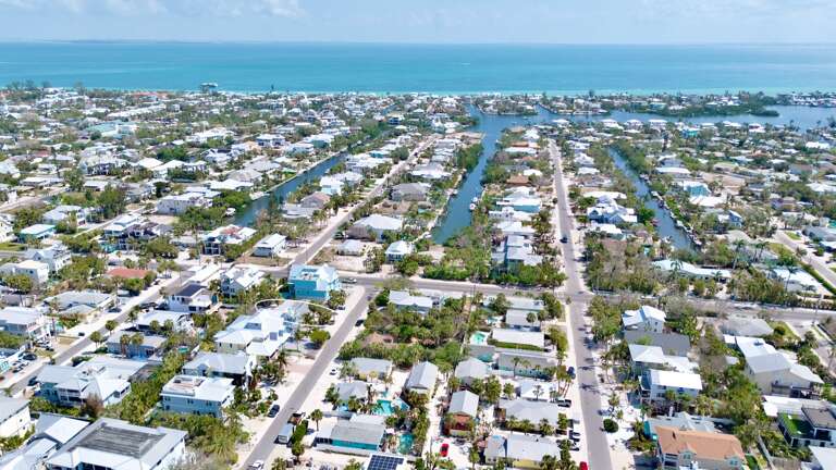 Sugar Plum Beach West by Anna Maria Vacations