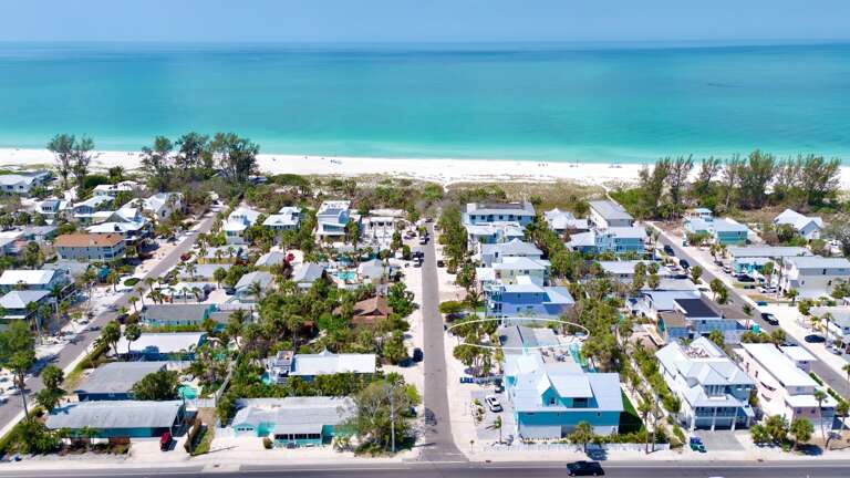 Sugar Plum Beach West by Anna Maria Vacations