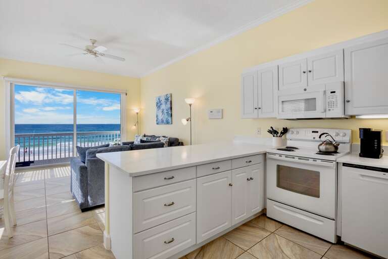 Fully equipped modern kitchen