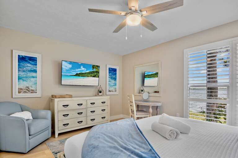 Primary Bedroom, King bed with TV