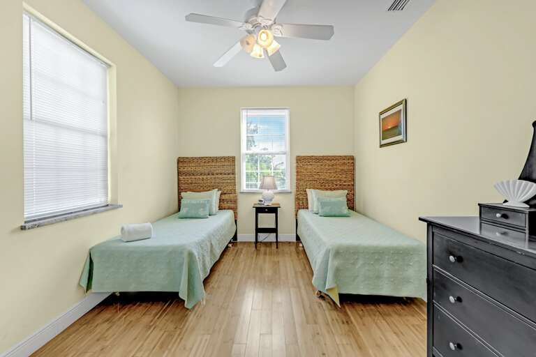 Third Bedroom - Two Twins