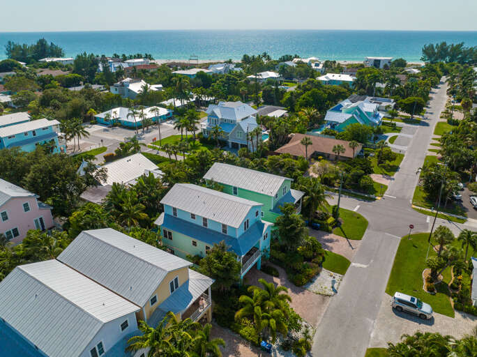 Close To The Gulf Beaches