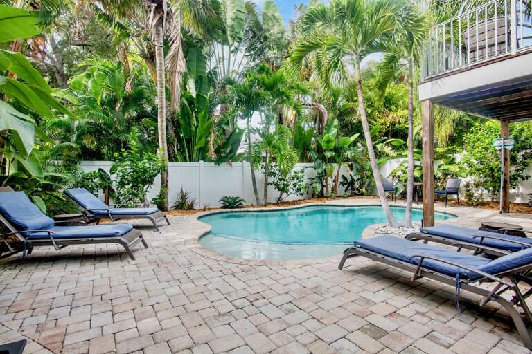 Poolside Loungers