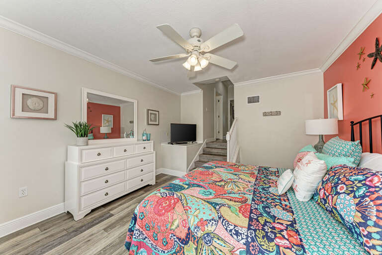 Second Bedroom - King w/ TV