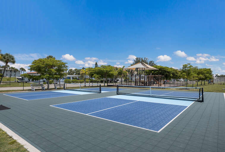 Nearby Tennis Courts
