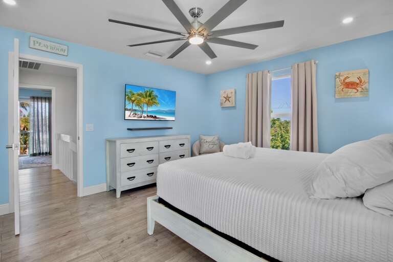 Primary Bedroom, King bed