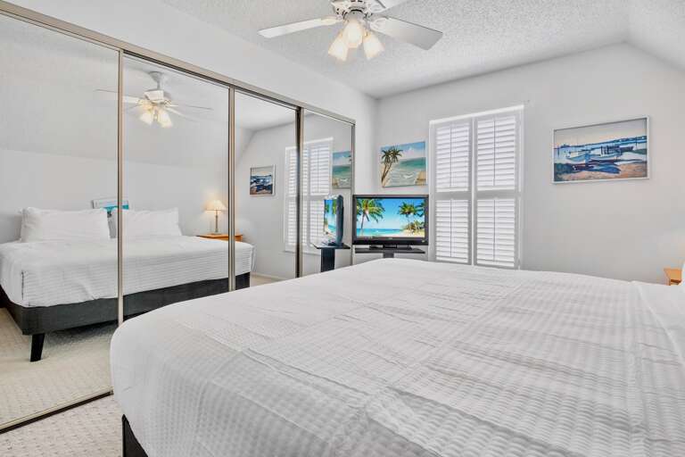 Second Bedroom, King bed