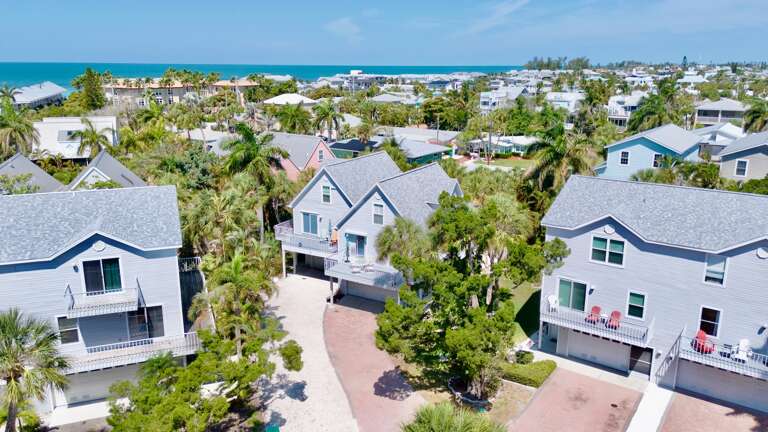Palm Breeze by Anna Maria Vacations