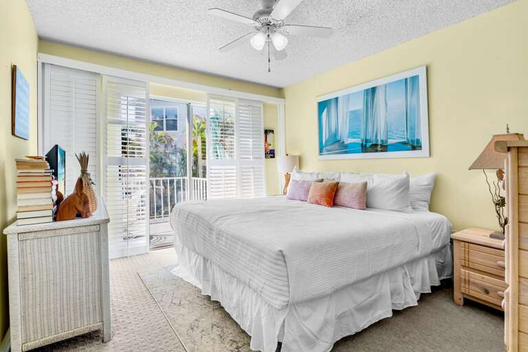 Primary Bedroom, King bed