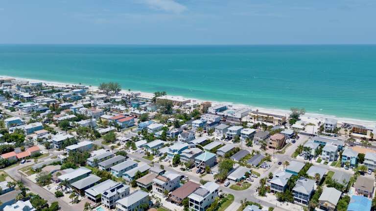 Midnight Gulf Resort