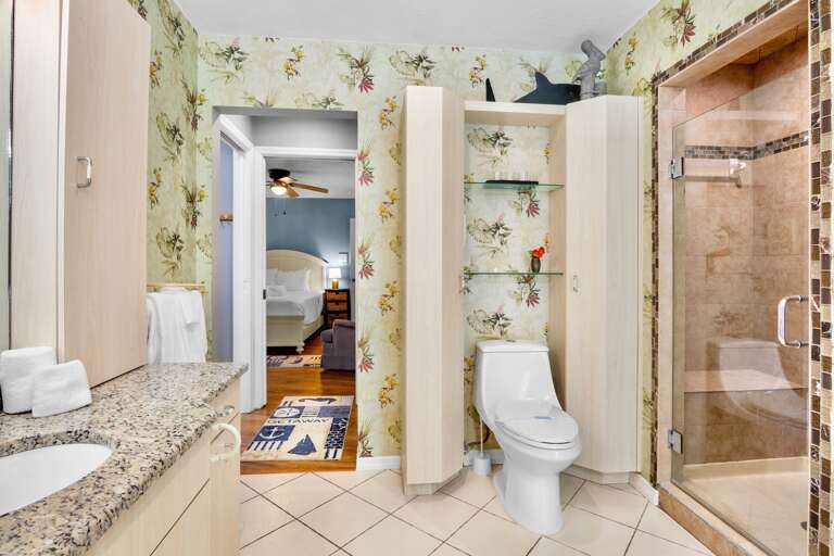 Primary Bathroom, Ensuite