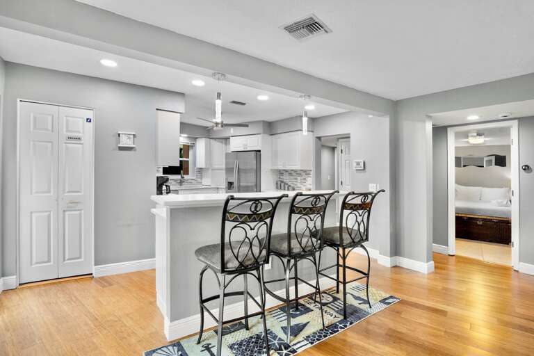 Breakfast Bar