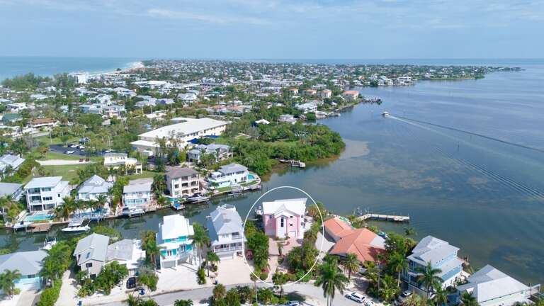 Island Bay House Unit B by Anna Maria Vacations