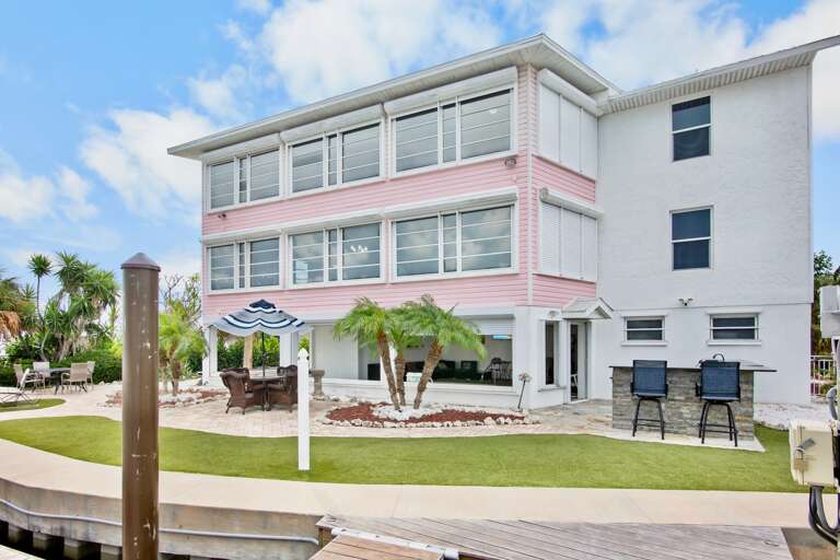 Island Bay House Unit B by Anna Maria Vacations