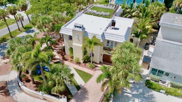 Casa Siesta by Siesta Key Luxury Rental Properties
