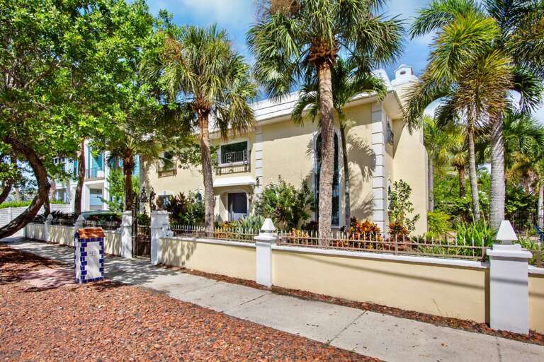 Casa Siesta by Siesta Key Luxury Rental Properties