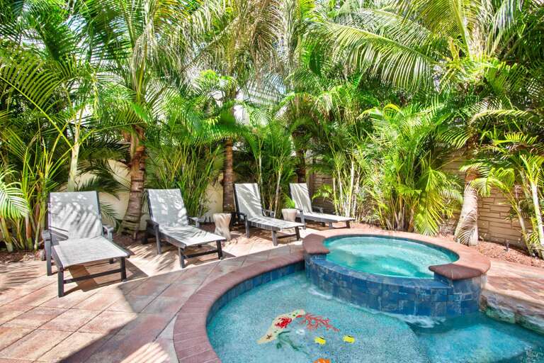 Poolside Loungers