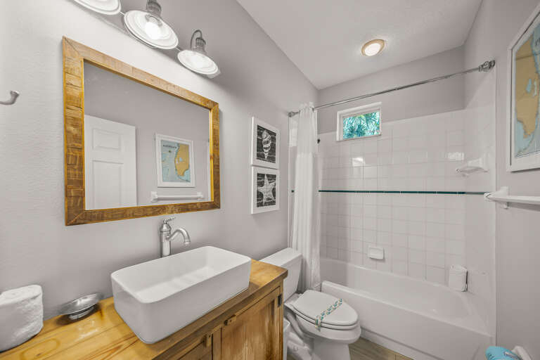 Primary Bedroom, Ensuite Bathroom