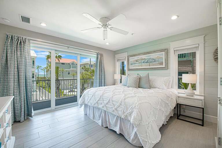 Sixth Bedroom (2nd Floor), King Bed with Balcony and En Suite Bath
