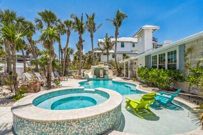 Private Pool and Spa