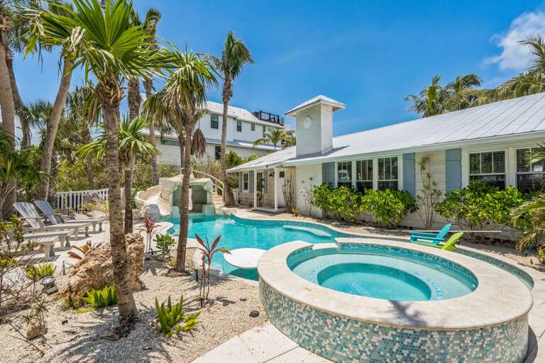 Private Pool and Spa