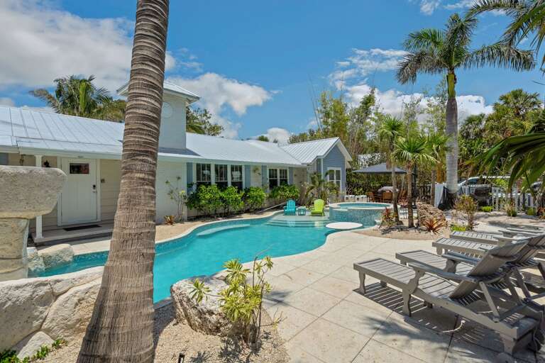 Private Pool and Spa