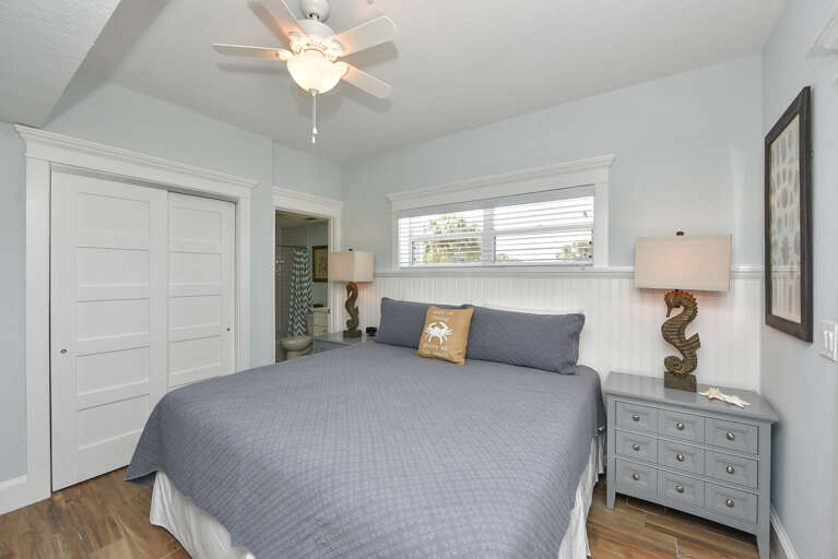 Second Bedroom, King bed