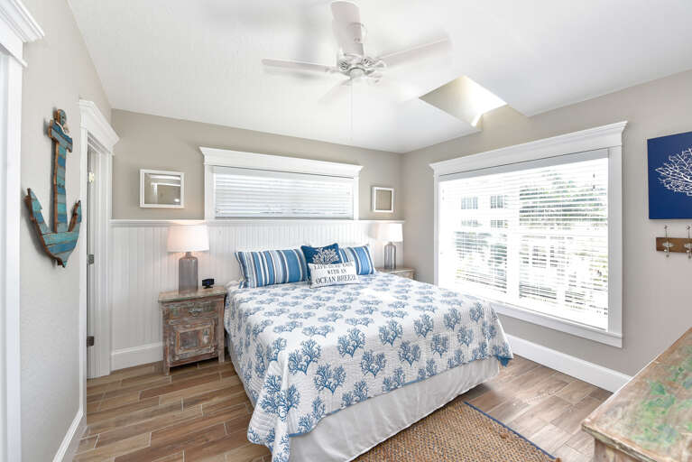 Sixth Bedroom, King bed