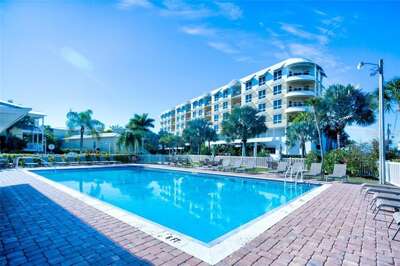Casita East Community Pool Access