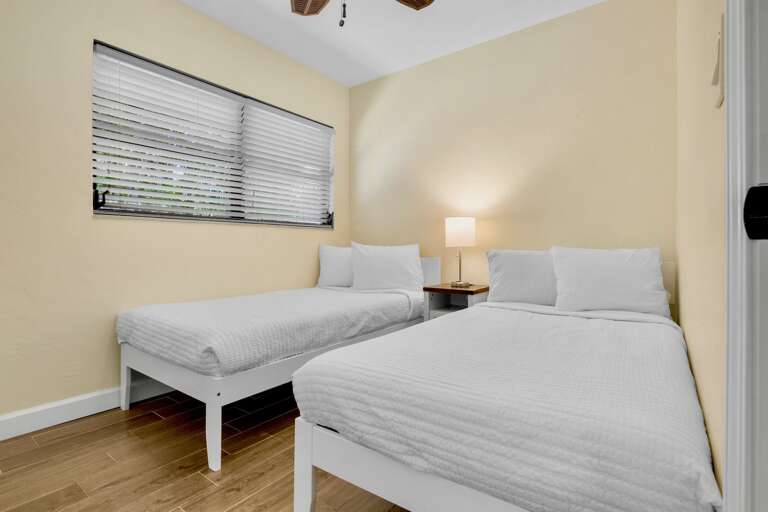 Second Bedroom, Two twin beds