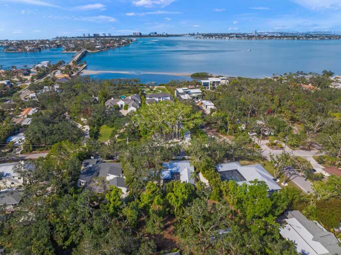 The Shaded Sanctuary - Siesta Key Luxury Rental Properties