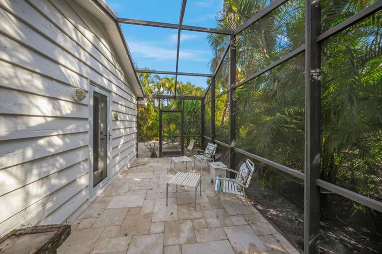 The Shaded Sanctuary - Siesta Key Luxury Rental Properties