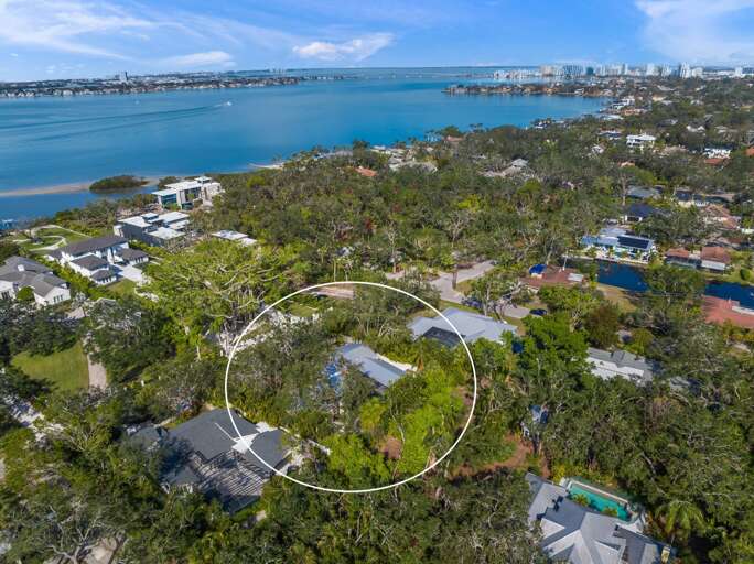 The Shaded Sanctuary - Siesta Key Luxury Rental Properties