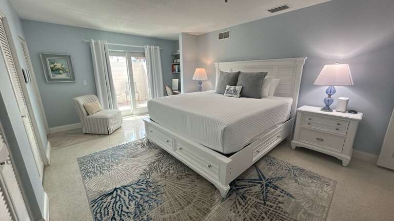 Primary Bedroom, King